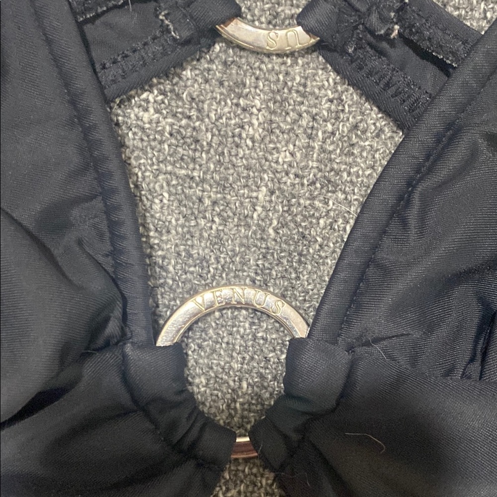 Venus Black Women's swimming